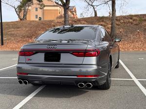 Audi S8 4.0T Quattro 2025, Color Gris Daytona con Efecto Perla en el Exterior, Interior Rojo Merlot, Automático, Gasolina, Sedán - Product Image 2