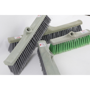 Balai à pousser de haute qualité pour extérieur et patio avec tête en PP pour le balayage des jardins et des rues - Product Image 4