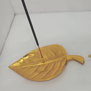 Luxury Golden Leaf Design Aluminium <b>Incense</b> <b>Stick</b> <b>Holder</b> for Home Office And Aromatherapy Fragrance - Product Image 1