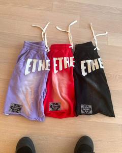 Pantalones cortos bordados desgastados con lavado ácido y dobladillo crudo de algodón Terry francés desteñido al sol para hombres - Product Image 3