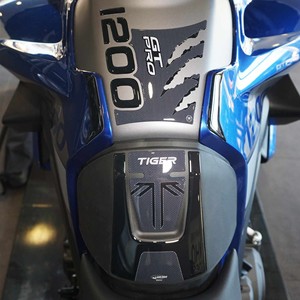 แผ่นสติ๊กเกอร์ติดถังน้ำมัน3D สำหรับ Triumph for Tiger 1200 GT Pro สติกเกอร์มอเตอร์ไซค์ - Product Image 2