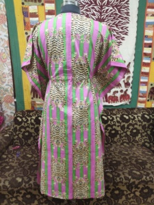 Tunique caftan élégante en coton indien pour femmes, tenue d'été avec imprimé animal, tenue légère et confortable, grande taille disponible - Product Image 5