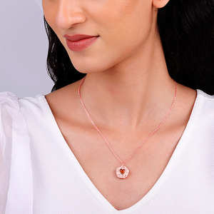 Cadena de Rodio con Colgante Floral en Oro Rosa, Inscripción 'Te Amo', Clásica para Compromiso con Circonita, Diamante y Perla - Product Image 2