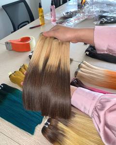 Prix Ombre coloré Extensions de Cheveux Humains Perruques Cheveux Vierges Colorés Transparent Lace Front Perruques Pour Les Femmes Noires - Product Image 6