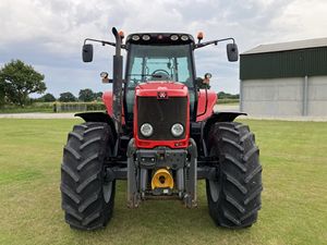 Tractor diésel Massey Ferguson 6480 4WD, 130HP, excelente estado, bajas horas, engranajes agrícolas, componentes de núcleo, rodamiento de motor de rueda - Product Image 2