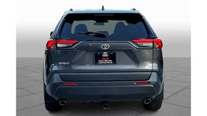 Toyota RAV4 XLE Premium AWD 2020, état impeccable - Product Image 4