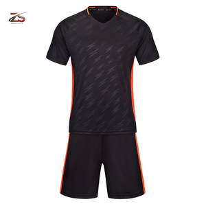 Qualité supérieure Couleur personnalisée Uniforme de football Vêtements de sport Vente chaude Uniforme de football fabriqué au Pakistan - Product Image 1