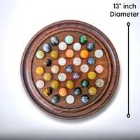 Jeu de société solitaire personnalisé en bois authentique fait à la main avec 37 billes naturelles jeu de solitaire cadeau de Noël