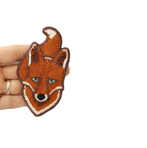 Broche Bordado con Cuentas de Colores Personalizado de Santa, Diseño Único - Product Image 5