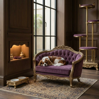 Ensemble de canapés classiques européens en velours violet sur mesure avec cadre doré sculpté et table basse pour projets de villas et d'hôtels