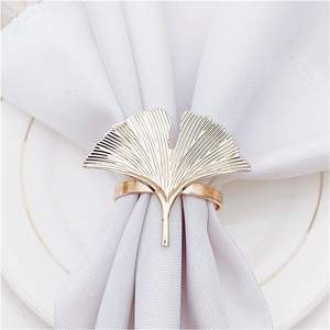 Anneaux et boucles de serviettes rectangulaires avec finition argentée, sculptés à la main, style classique pour mariages, dîners en famille et Noël - Product Image 2