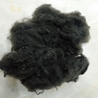 Fibre de polyester recyclée creuse 6D 100 % ignifuge, matériau de rembourrage noir uni brut, certifiée GRS, pour le filage