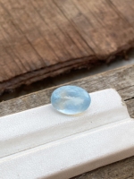 Aigue-marine naturelle de 9.16 carats, pierre ovale à facettes pour la fabrication de bijoux.
