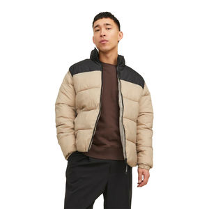 Servicio OEM Chaquetas acolchadas de color negro y piel Cremallera Hasta dos bolsillos Ropa de calle Chaqueta de invierno cálida para hombres adultos de invierno - Product Image 1