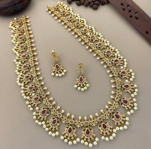 Conjunto de Collar y Aretes Polki Chapados en Oro de Primera Calidad Clásica para Bodas, Colección de Uso Tradicional para Mujer - Product Image 1