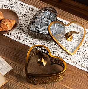 Panier de rangement en métal en forme de cœur avec poignée, organisateur décoratif pour bonbons, collations, pain, service de table, décoration de la maison - Product Image 2