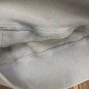 Sweat à capuche court et ample pour homme avec logo personnalisé, en coton français 100%, poche kangourou, broderie de logo, style streetwear - Product Image 4