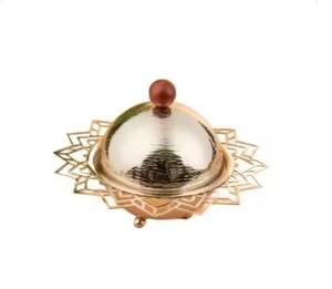 หม้อปรุงอาหารโลหะพร้อมฝาตอกทำจากหนังที่สะดุดตา - Product Image 6