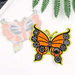 Parches de poliéster bordados con logotipo, insignia tejida de mariposa decorativa, tela, formas de flores de corazón para decoración de sombreros, fieltro tejido - Product Image 1