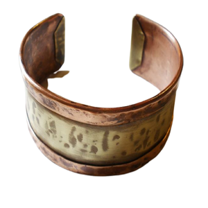 Bracelet manchette de luxe en laiton durable pour femme, grand modèle, fait main, en promotion - Product Image 5