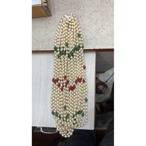 Collier mala en moti blanc fait main pour mariage et fête, saisons des festivals et ensemble de collier Bharat Swagat - Product Image 1