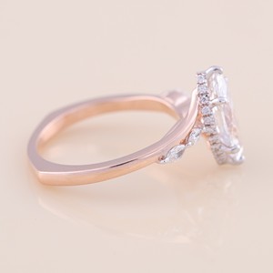 IGI Certified Marquise Cut <b>Diamond</b> Halo Engagement - Wedding Ring in 18K Gold - Product Image 5