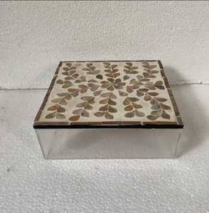 Caja de fecha y dulce acrílica de tamaño personalizado de primera calidad con madera maciza y tapa de nácar hecha a mano Ramadán Mubarak y regalo Eid - Product Image 4