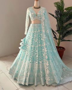 งานลําดับด้ายสุทธินุ่มของนักออกแบบล่าสุด Lehenga Choli โดย Fab Zone - Product Image 2