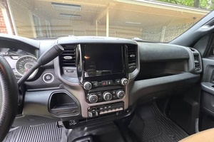 RAM 3500 TRADESMAN CREW CAB 4X4 2022, TRÈS PROPRE, MOTEUR TURBODIESEL CUMMINS HAUTE PERFORMANCE, 4X4, PRÊT À LIVRER - Product Image 4