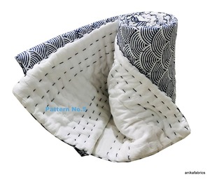 Couette Kantha pour bébé en pur coton, lavable à la main, réversible, imprimée, vente en gros - Product Image 2