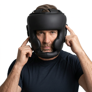 Protector de Cabeza para Boxeo, Cuero PU, Protección para la Cabeza para Hombres, Cierre Ajustable con Gancho y Bucle, Color Negro Sólido, Casco Deportivo para Adultos - Product Image 1
