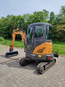 Mini-excavatrice CASE CX26C 2,6 tonnes, neuve et d'occasion, avec certification EPA/CE, en vente à prix réduit. - Product Image 4