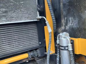 Excavadora Usada SANY SY135C 2022 con Motor, Bomba y Caja de Cambios Isuzu, 13 Toneladas - Product Image 6