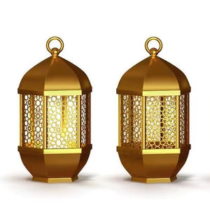 Lanterne de Ramadan en métal finition or antique parfaite pour l'éclairage de jardin extérieur pendant le saint Ramadan et le festival de l'Aïd - Product Image 1