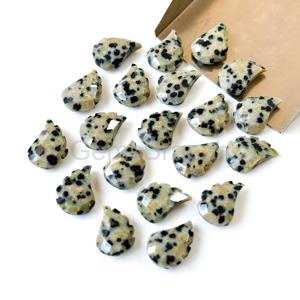 Pierre de jaspe dalmatien naturelle en forme de feuille, sculptée à la main, perles de jaspe pour la fabrication de bijoux, provenant d'un grossiste indien, 11x15mm - Product Image 2