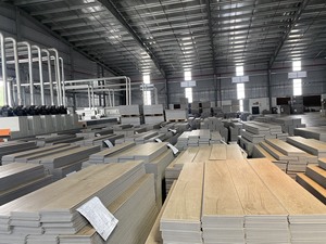 Plancher SPC texturé 5mm 6mm 8mm, étanche, à âme rigide, en vinyle, système de clic, revêtement UV, fabricant - Product Image 3