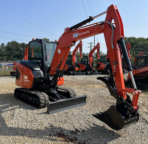 รถขุดขนาดเล็ก Kubota KX040-5 ปี 2025 ราคาดีที่สุด แบบ Zero Tail Swing เหมาะสำหรับงานขุดร่อง งานรื้อถอน และงานติดตั้งระบบสาธารณูปโภค - Product Image 1