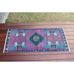 1.6x3.8 ft Turkish Rug, Rug, <b>Red</b> Southwestern Rug <b>Wool</b> - Product Image 1