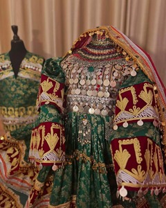 Ensemble de vêtements traditionnels afghans en dentelle vintage, vêtements ethniques faits à la main, tenue de mariage, écologique, culture classique - Product Image 2