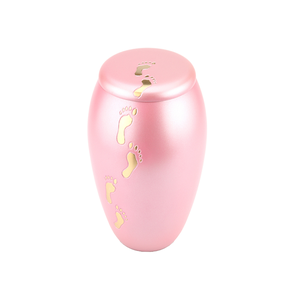 Diseño curvo Banda floral Grabado Latón Cremación Urna Oink y Color plata Recuerdo Latón Cenizas Contenedor - Product Image 4