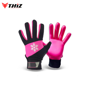 Gants de football américain imprimés avec logo personnalisé à prix raisonnable vente en gros des meilleurs gants gaéliques - Product Image 5