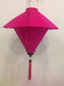 โคมไฟไม้ไผ่หลากสี รูปทรงหลากหลาย งานศิลปะพื้นบ้านคุณภาพสูงจากเวียดนาม วาดลายด้วยมือ ตกแต่งด้วยวัสดุธรรมชาติ - Product Image 6