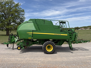 เครื่องอัดฟางสี่เหลี่ยมคุณภาพเยี่ยม John Deere L340 ประสิทธิภาพสูง โซลูชั่นคุณภาพสำหรับการเกษตร - Product Image 4