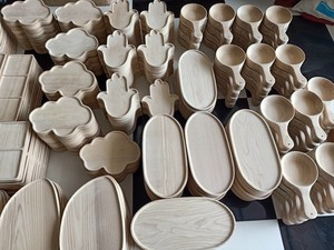 Bandejas de Madera Natural Pintadas a Mano con Flores, Redondas y Cuadradas, de Pino, Haya y Acacia, para Servir Alimentos y Té, con Asas, al Mejor Precio de Vietnam, Venta al Por Mayor - Product Image 6