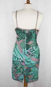 Robe gaine en tissu poly maille antistatique solide encolure en U perlée en cristal naturel pleine longueur pour fête formelle à motif droit - Product Image 6