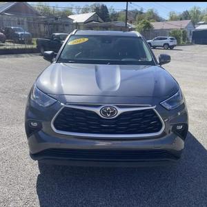 Toyota Highlander XLE AWD 2023 Usada en Buen Estado, Garantía OEM de 3 Años, Origen Estadounidense, en Venta - Product Image 1