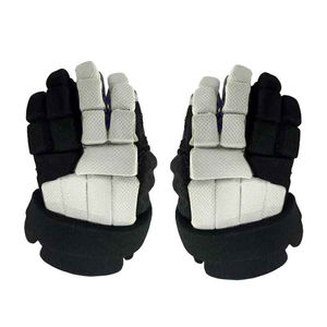 Gants de hockey sur glace résistants aux chocs, avec rembourrage pour le dos de la main et protection du pouce, équipement de protection durable et confortable pour une sécurité maximale - Product Image 6