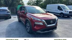 Nissan Rogue SV SUV 2023, sièges en cuir automatiques, toit ouvrant panoramique - Product Image 3