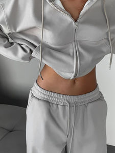 บริการ OEM เสื้อฮู้ดดี้ผู้หญิงแขนยาวผ้าฝ้ายสไตล์เกาหลี แห้งเร็ว ใส่ได้ในฤดูหนาว สกรีนลายด้านหน้าได้ตามสั่ง ไม่เป็นขุย ไซส์หลากหลาย MOQ ต่ำ - Product Image 3