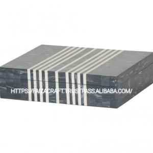 Caja de almacenamiento decorativa con incrustaciones de resina elegante, joyero de recuerdo multiusos a precio razonable - Product Image 4